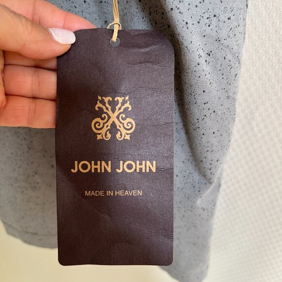 JOHN JOHN Unisex Sleeveless Distressed Jeweled T Shirt Top Gray Sz M NWT - Picture 9 of 16